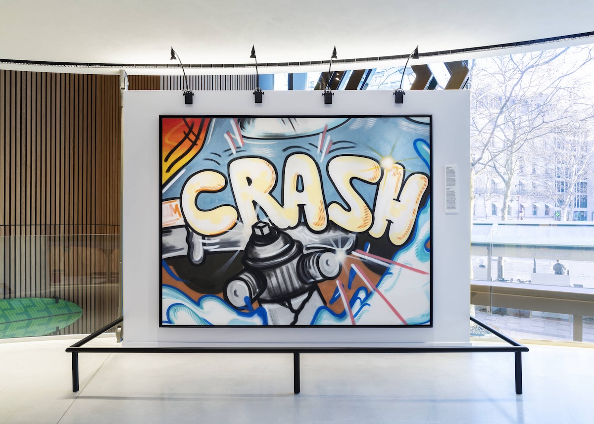 Renault Pop Art Car accende gli Champs-Élysées fino al 26 aprile