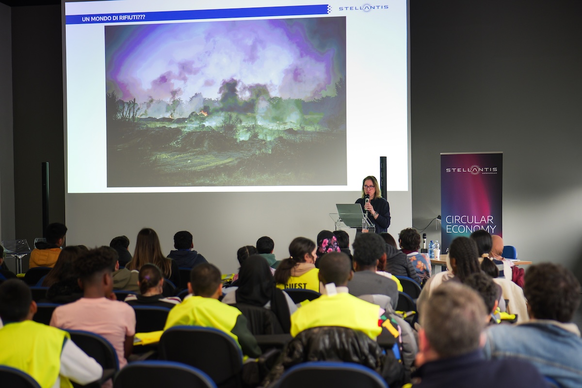 Stellantis: studenti a Mirafiori nel SUSTAINera Circular Hub