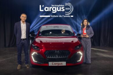 Renault sotto i riflettori: Clio e Twingo vincono ai Trophées