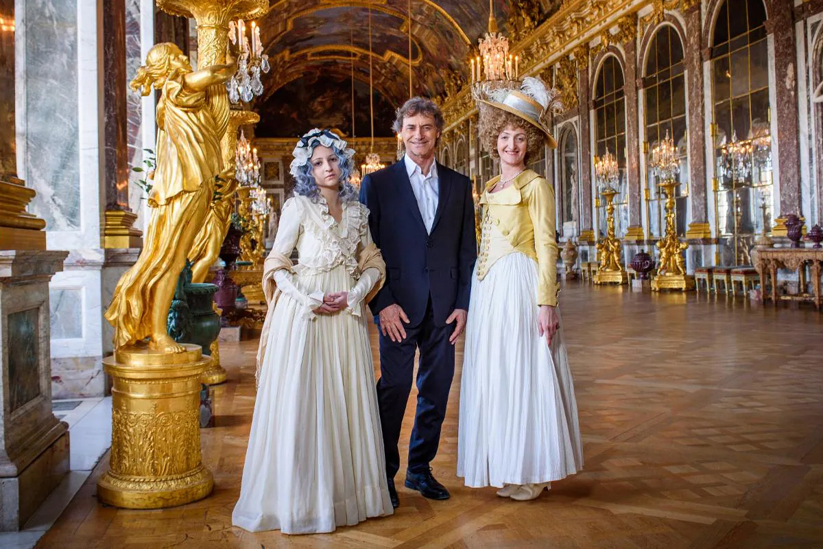 Programmi in TV stasera 2 marzo 2026: Alberto Angela a Versailles, Scherzi a parte, Quarta Repubblica e 4 Hotel