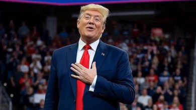 Trump canta “Per sempre sì” di Sal Da Vinci: il video che sta ingannando i social