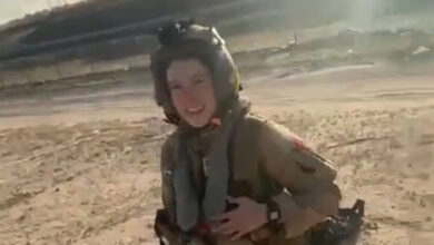 Guerra Iran, donna pilota americana precipita in Kuwait. Un civile la soccorre e… VIDEO