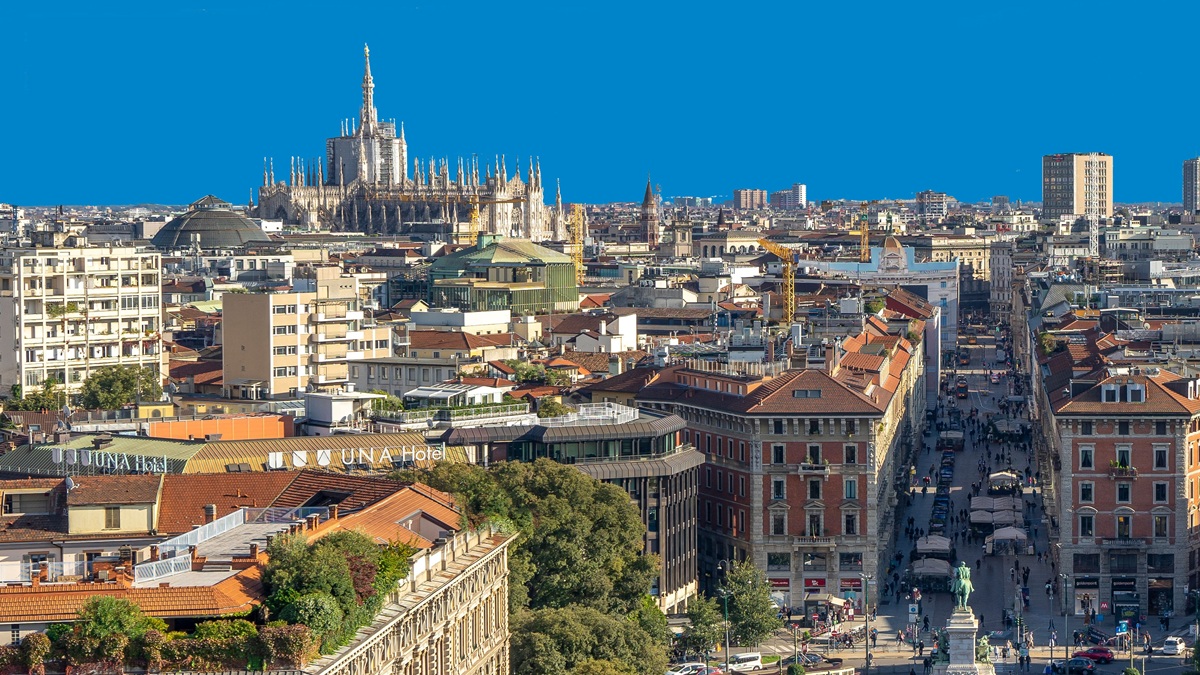 Milionari in fuga da Dubai: così il mercato immobiliare del lusso si prepara ad accoglierli a Milano Milionari in fuga da Dubai: così il mercato immobiliare del lusso si prepara ad accoglierli a Milano