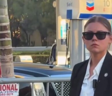 “Sembra una ragazzina”: l’agente dei servizi segreti ripresa accanto a Trump scatena i social