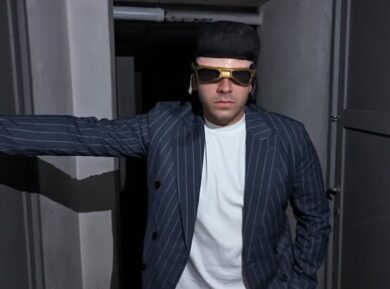 TonyPitony senza maschera, le presunte foto del volto del cantante fanno impazzire il web