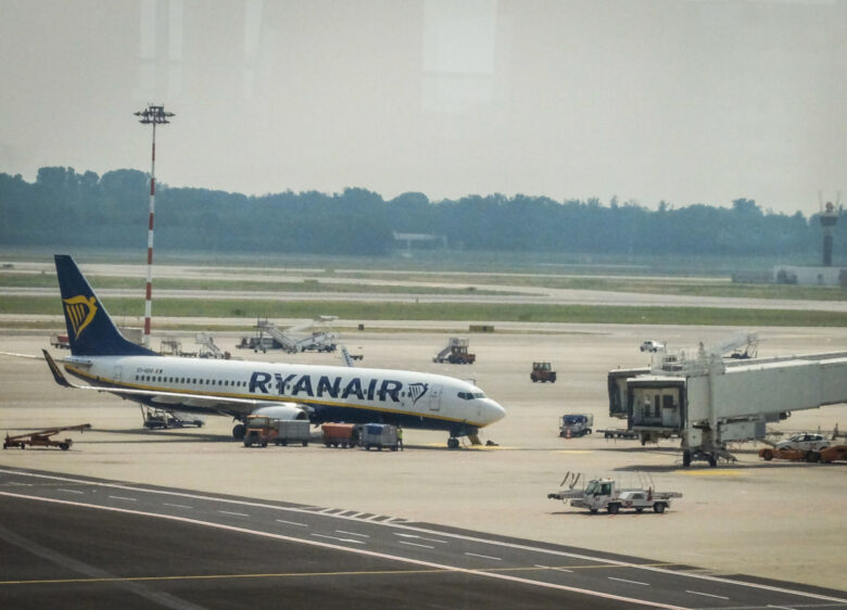 Aerei, voli, aeroporti