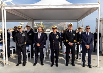 Fincantieri, consegnata alla Marina Militare la nave “Tritone” per la sfida subacquea