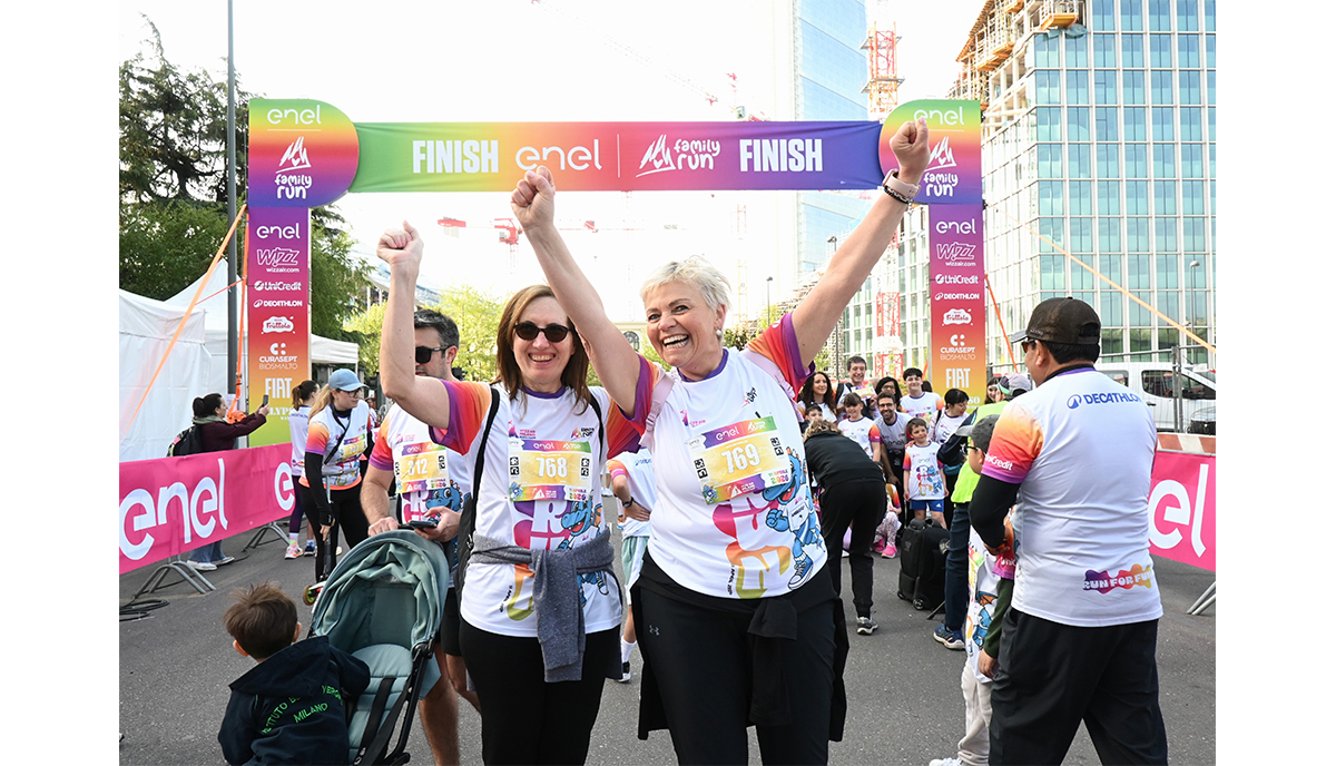 Wizz Air Milano Marathon 2026 un arcobaleno di colori su Milano