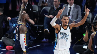 NBA, benvenuti nell’era di Victor Wembanyama: è il primo nella storia a vincere il premio di difensore dell’anno all’unanimità