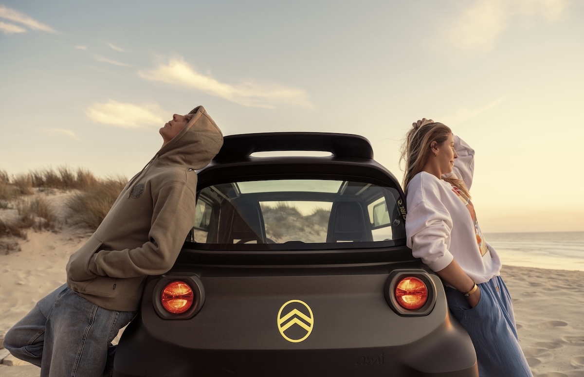 Citroën Ami cambia look: arriva la serie speciale Rip Curl