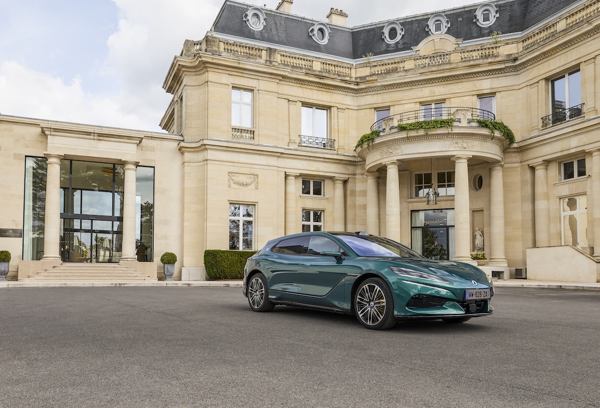 DENZA sbarca in Europa con Z9GT e D9 tra EV e super ibride