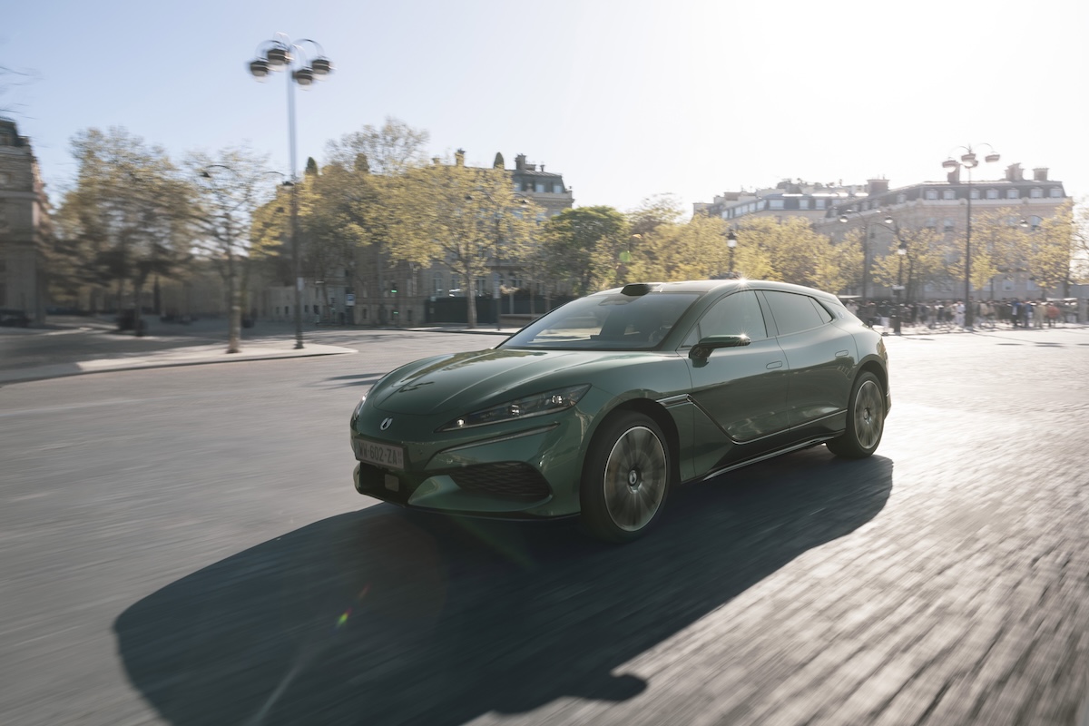 DENZA sbarca in Europa con Z9GT e D9 tra EV e super ibride