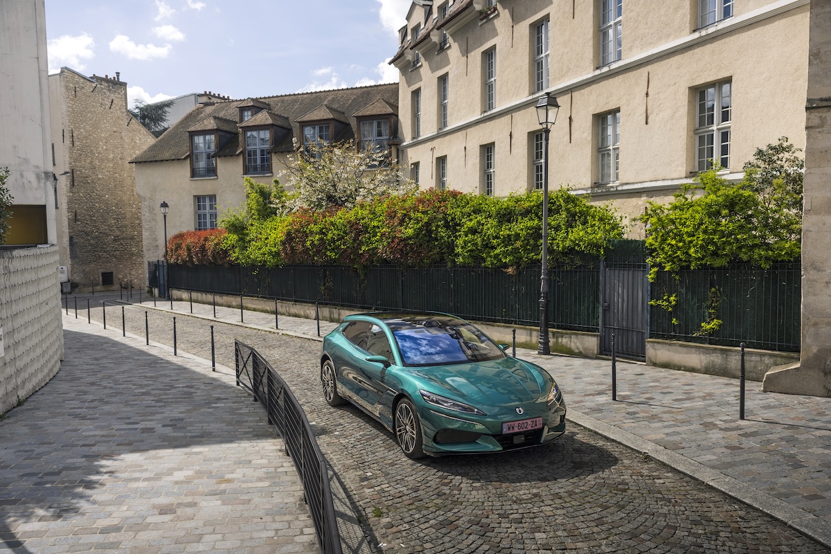 DENZA sbarca in Europa con Z9GT e D9 tra EV e super ibride