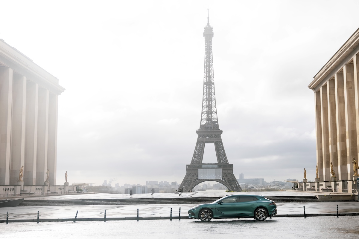 DENZA sbarca in Europa con Z9GT e D9 tra EV e super ibride