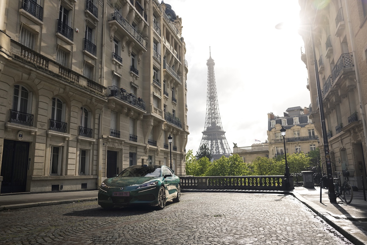 DENZA sbarca in Europa con Z9GT e D9 tra EV e super ibride