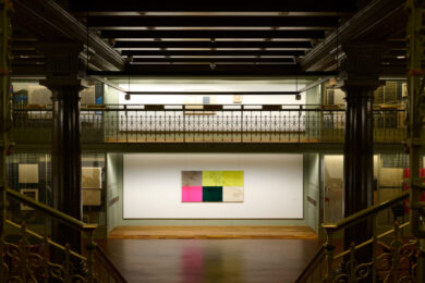 Intesa Sanpaolo è Main Partner di miart 2026 con un omaggio a Ryman e Schifano