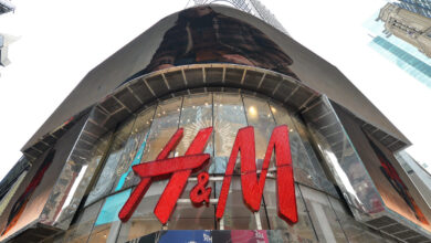 Brand o brand…elli / Vendite in calo del 10%, chiusura di 160 negozi e lavoratori a rischio: la storia del colosso svedese H&M