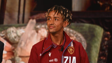 Maratona di Parigi, trionfa Yeman Crippa: primo italiano di sempre, record personale e impresa storica in Francia