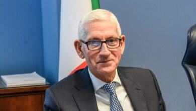 Caravelli confermato alla guida di AISE: vince la linea della continuità
