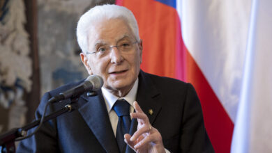Mattarella difende la Nato: “Essenziale per garantire l’equilibrio, i cittadini chiedono pace e libertà”