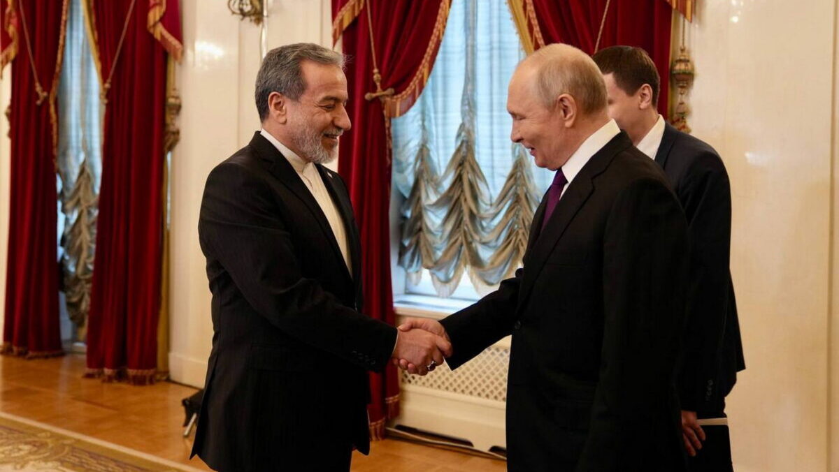 Iran, il presidente Araghchi vede Putin: “Valutiamo la ripresa dei negoziati con gli Stati Uniti” Iran, il presidente Araghchi vede Putin: “Valutiamo la ripresa dei negoziati con gli Stati Uniti”