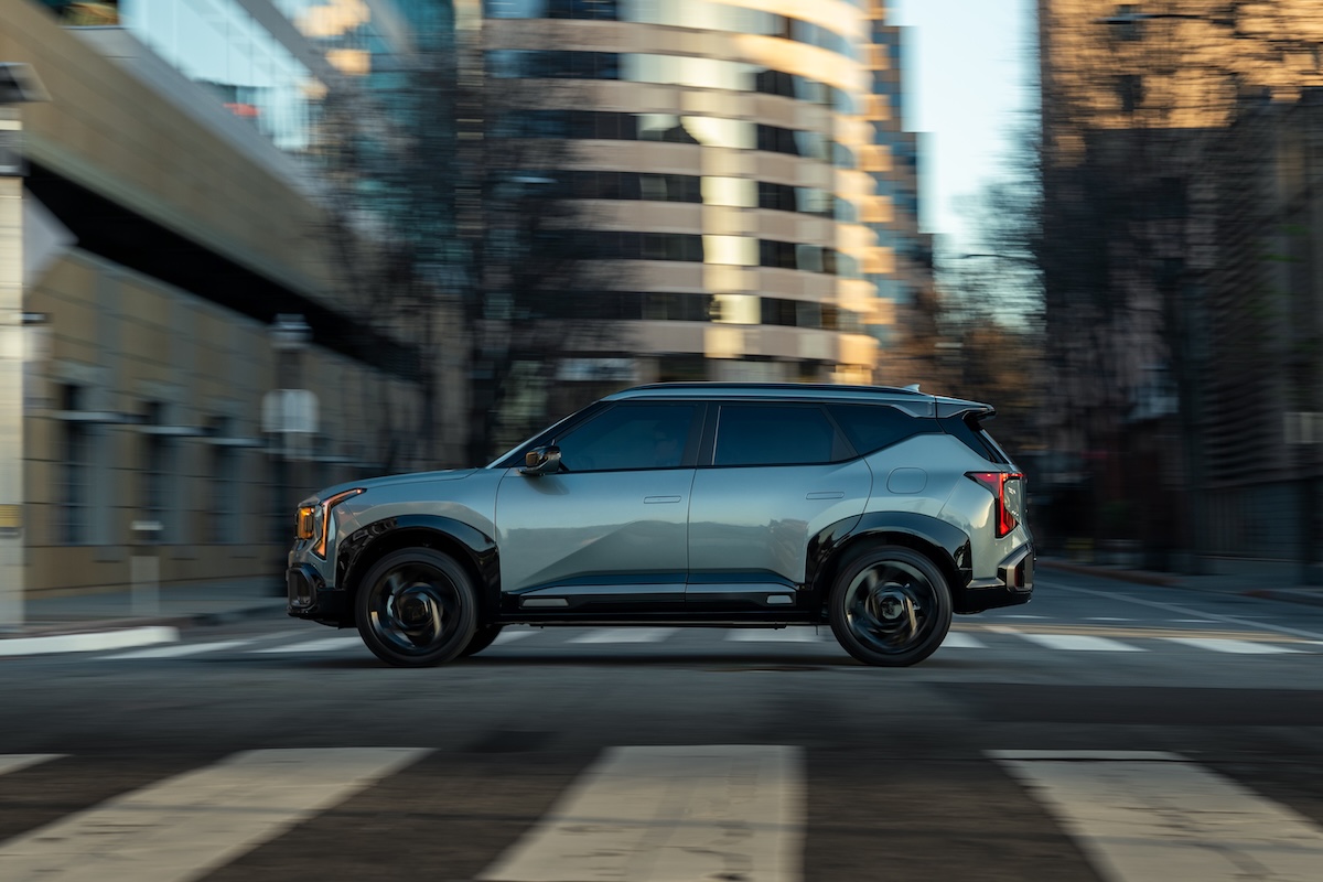 Kia Seltos 2027 debutta a New York con tre motorizzazioni