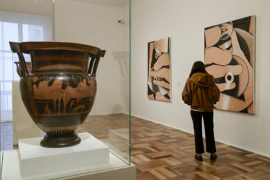 Intesa Sanpaolo, Gallerie d’Italia presenta “Vortici” a Napoli: l’arte contemporanea di Alexi Worth incontra la ceramica antica