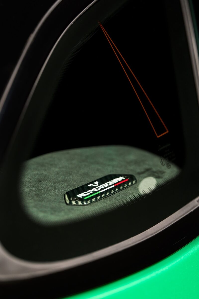 Alla Milano Design Week debutta la Urus SE Tettonero Capsule