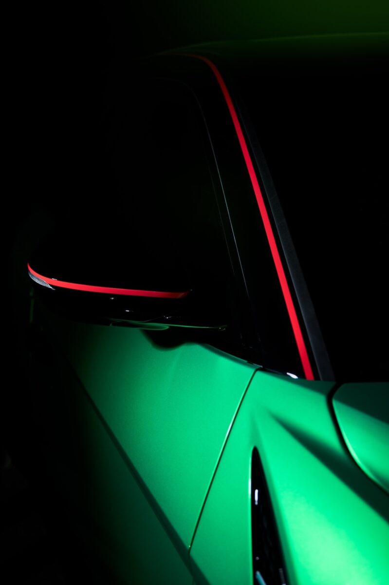 Alla Milano Design Week debutta la Urus SE Tettonero Capsule