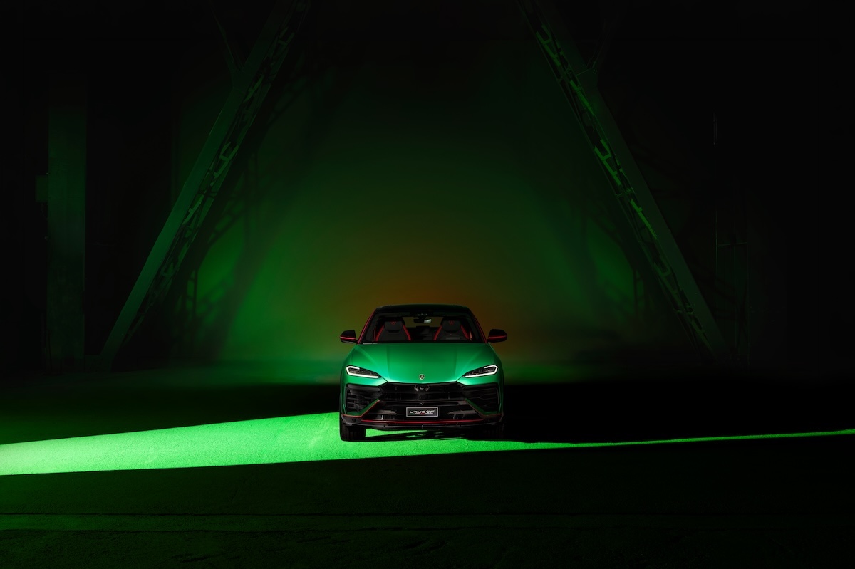 Alla Milano Design Week debutta la Urus SE Tettonero Capsule