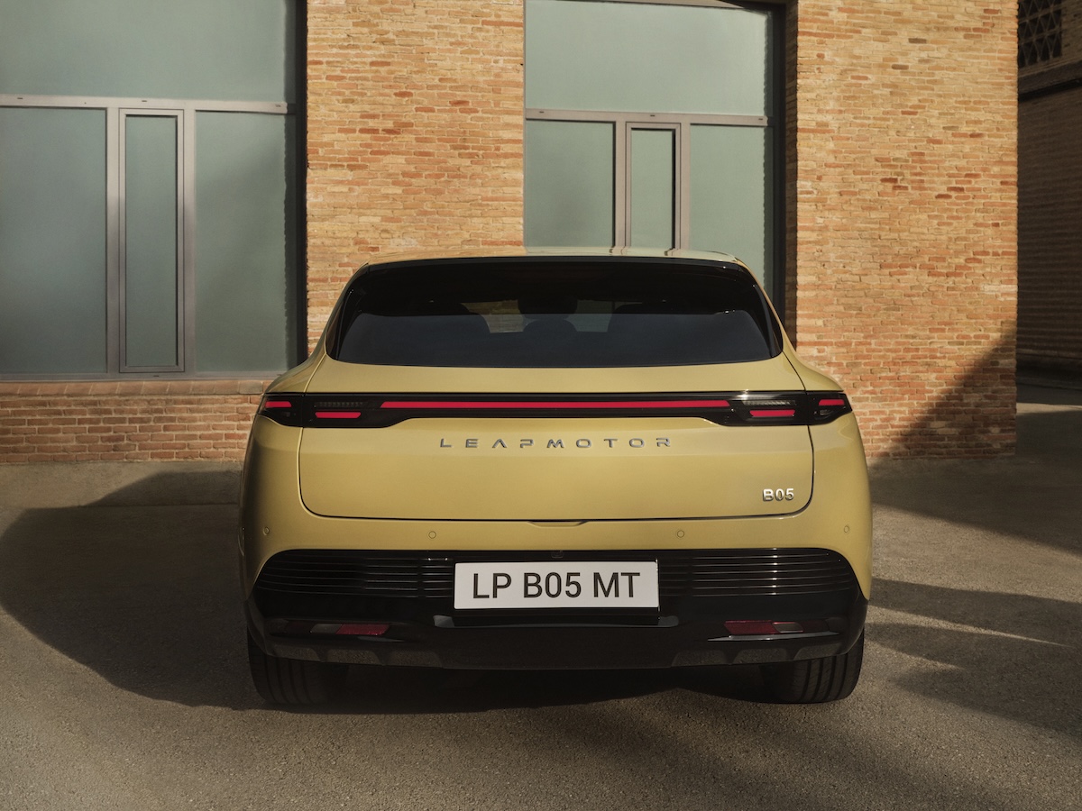 Leapmotor sfida il mercato con la B05 a trazione posteriore
