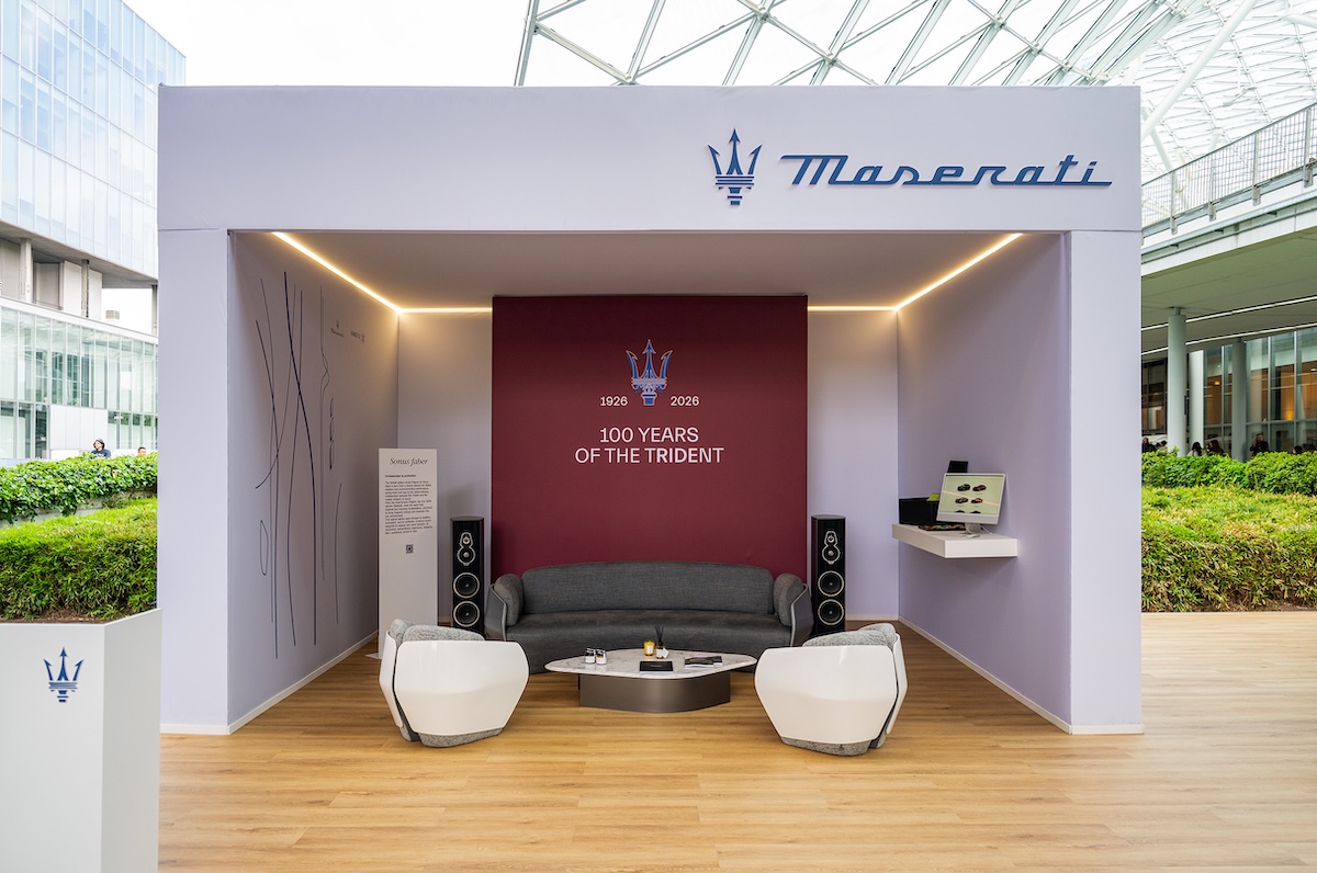 Salone del Mobile 2026, Maserati porta in scena il suo lusso.