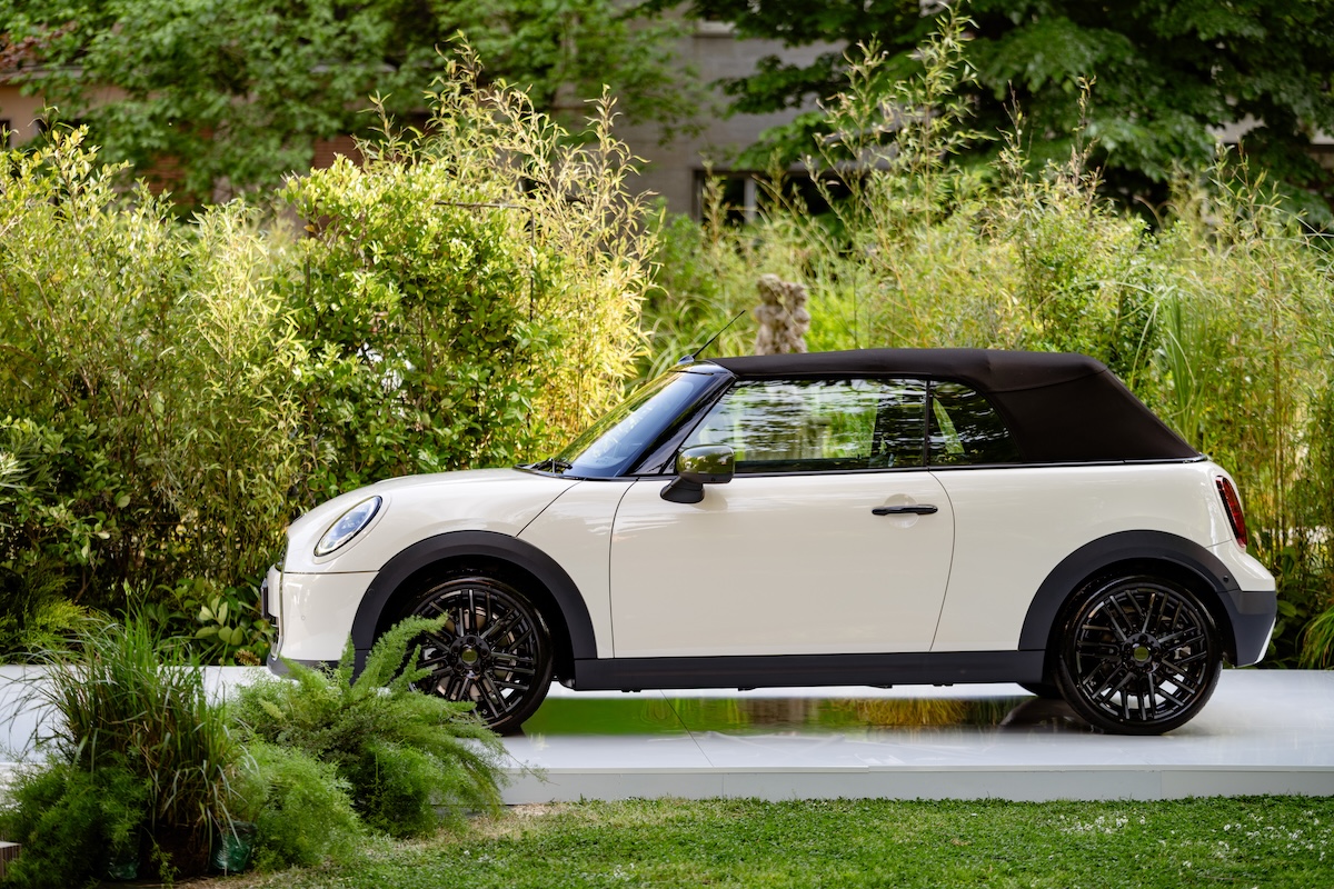 MINI porta Paul Smith alla Design Week e rilancia il design di marca