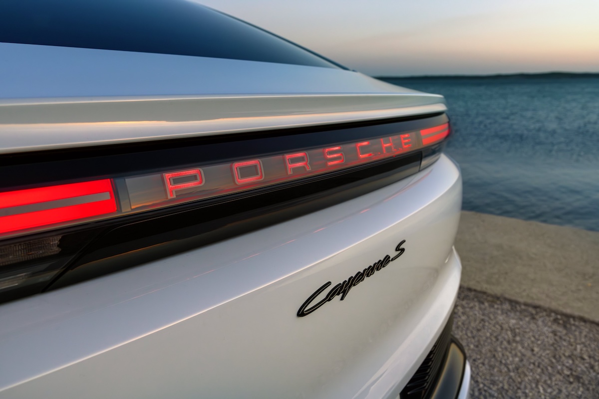 Porsche spinge sull’elettrico premium con la nuova Cayenne Coupé