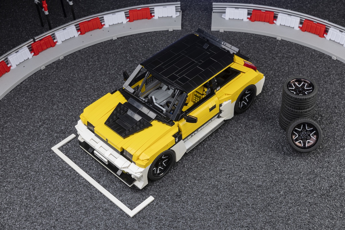 Renault 5 Turbo 3E diventa LEGO: servono 10mila voti