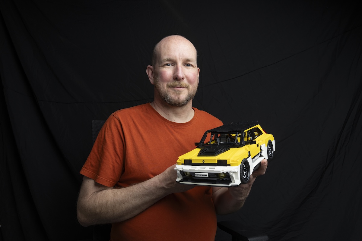 Renault 5 Turbo 3E diventa LEGO: servono 10mila voti