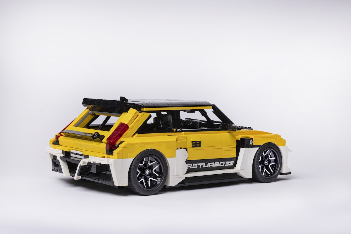 Renault 5 Turbo 3E diventa LEGO: servono 10mila voti