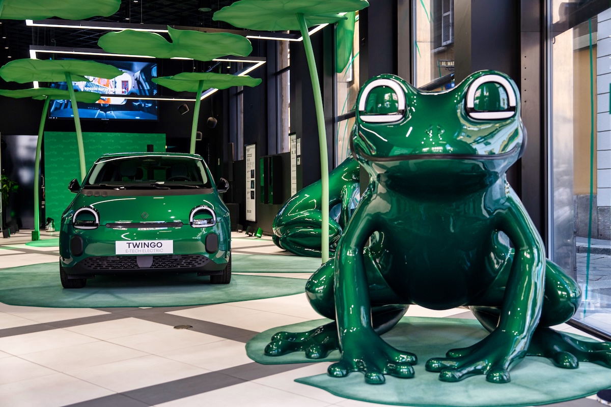 The Frog Is Back: Renault Twingo protagonista al Fuorisalone