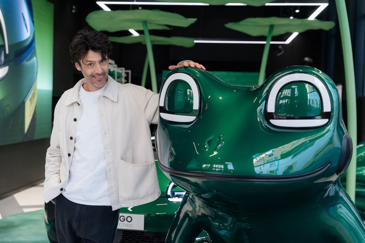 The Frog Is Back: Renault Twingo protagonista al Fuorisalone