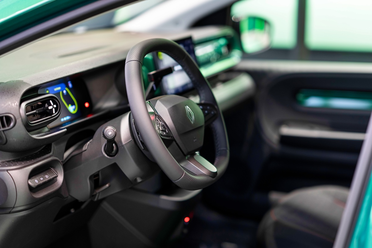 The Frog Is Back: Renault Twingo protagonista al Fuorisalone