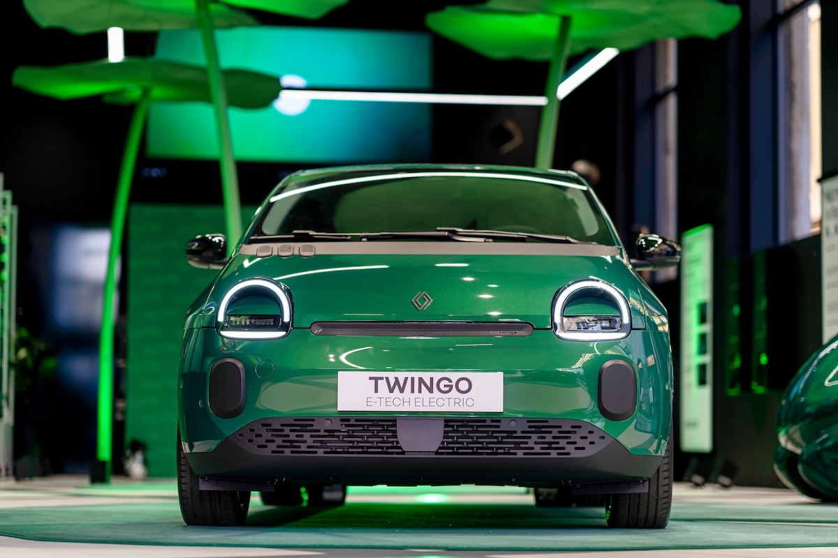 The Frog Is Back: Renault Twingo protagonista al Fuorisalone