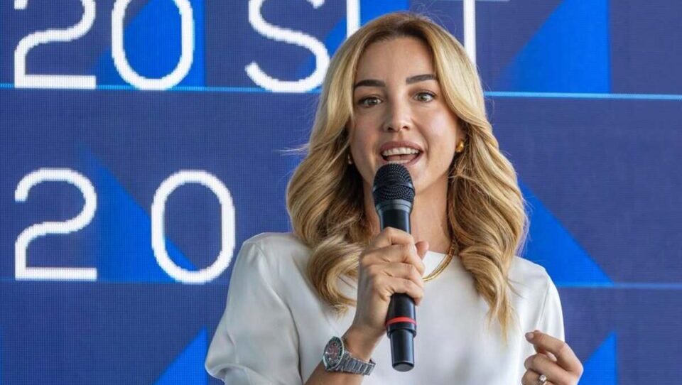 Che tempo che fa, colpo da maestro per Fazio: porta in studio la sindaca più ambita del momento. Ecco chi è. Anticipazioni