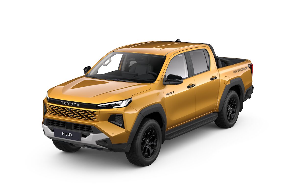 Toyota Hilux 2026, il pick-up cambia pelle e passa all’ibrido Toyota Hilux 2026, il pick-up cambia pelle e passa all’ibrido