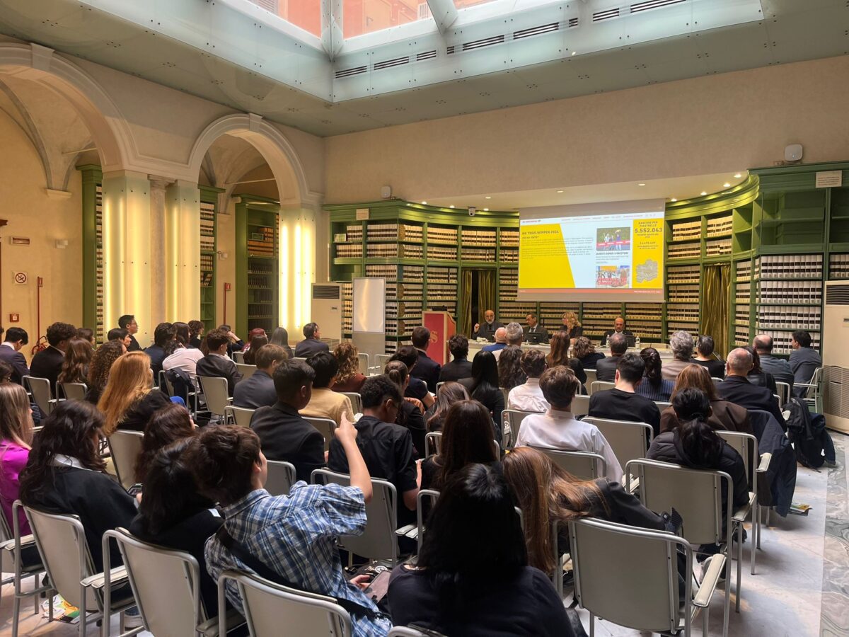 Guerra, L’Abbate (M5s): “Prego il governo di agire in fretta sulle rinnovabili. Il modello giusto? Quello della Spagna”