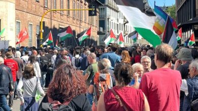 25 aprile, Milano spaccata in quattro: cori ProPal, Brigata Ebraica costretta ad abbandonare il corteo