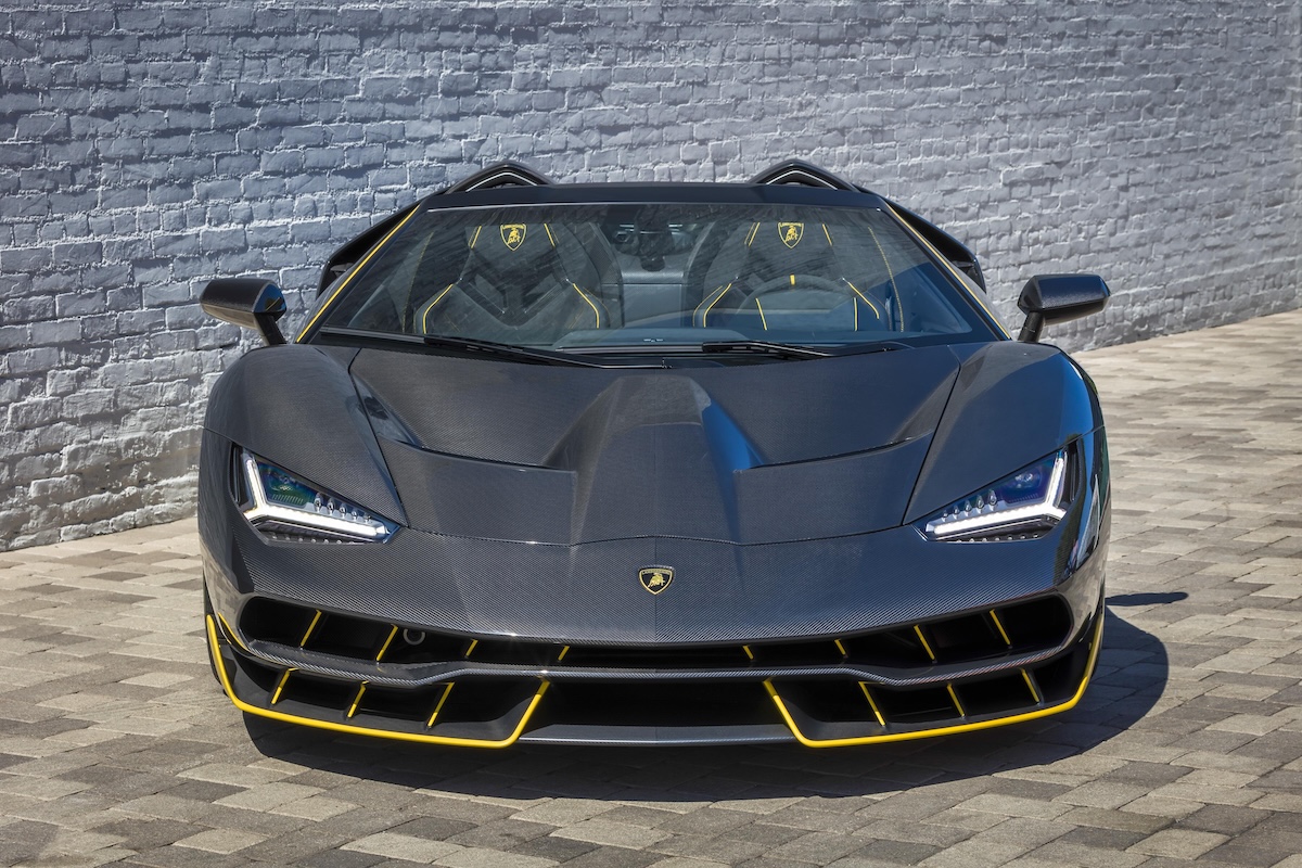 Lamborghini Few-Off Roadster, storia delle V12 aperte estreme