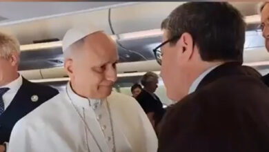 Papa Leone a Trump: “Non sono un politico, continuerò a parlare contro la guerra”