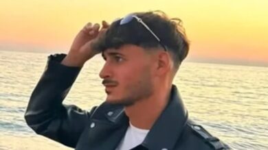 Pavia, quattro giovani denunciati per omissione di soccorso del 25enne ucciso con un cacciavite