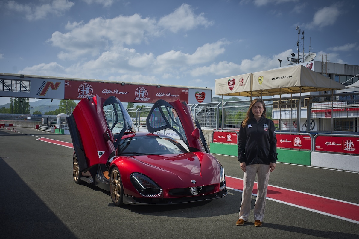 Scuderia de Adamich riparte dalla Motor Valley e guarda fuori