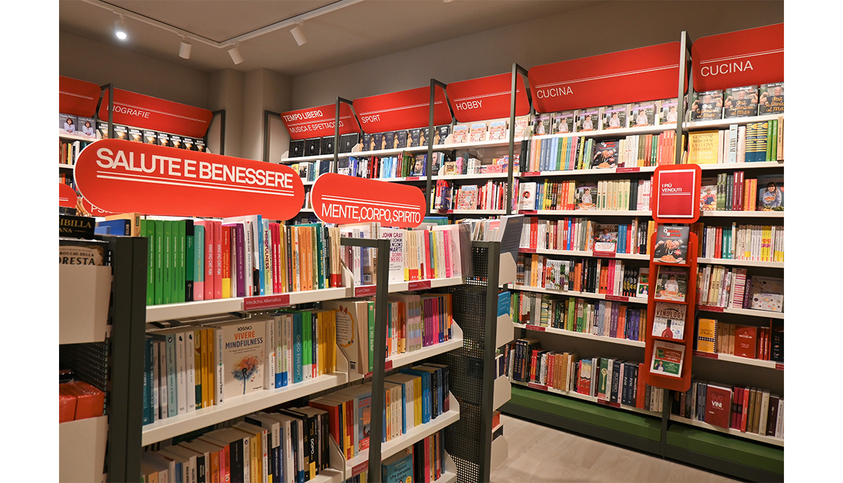 Mondadori Bookstore un nuovo spazio di cultura  a Milano